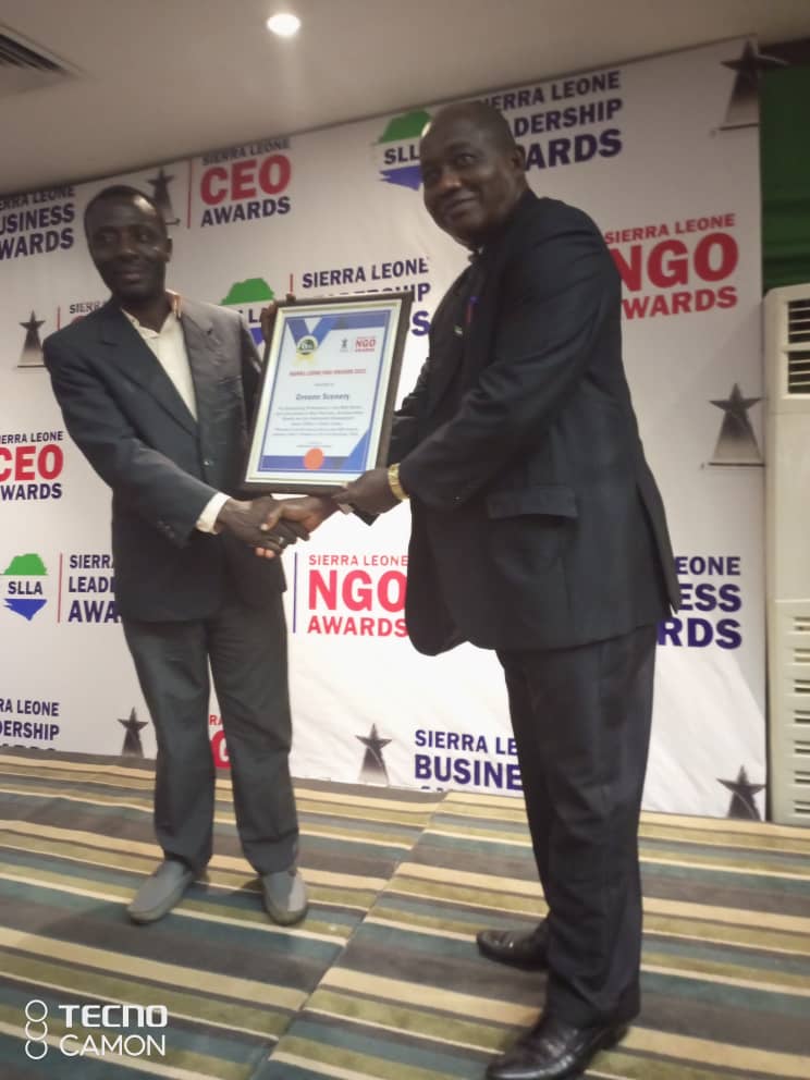 Green Scenery  Received Award for Excellent Performance and Commitment in the NGO Sector